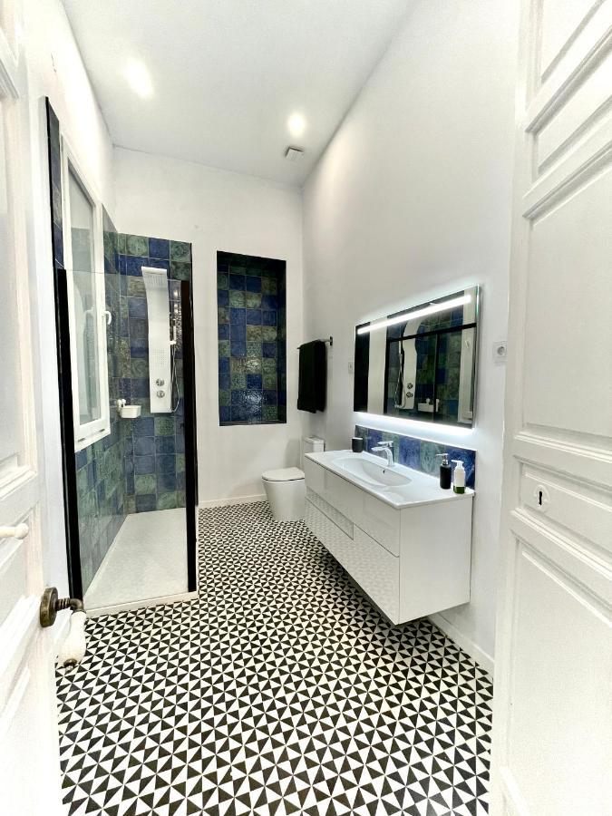Picasso'S Tres Puertas 4 Bedrooms Malaga Exterior photo